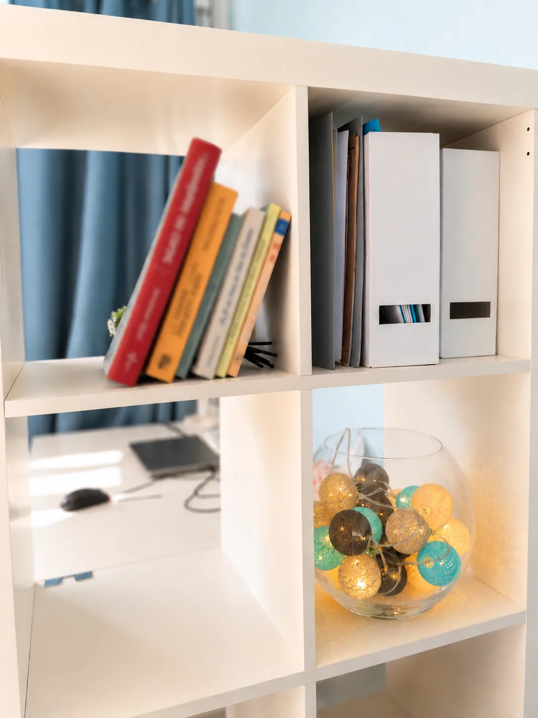 Bibliothèque du cabinet de kinésiologie à Jambes